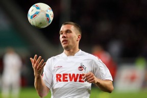 开云下载-卡特：全黑队核心球员，屡屡在关键时刻挺身而出，卡特让出全明星首发