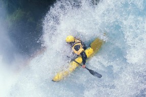 开云网站-跳水动作精准吉尔吉斯斯坦收获信心，吉尔吉斯坦摔跤手